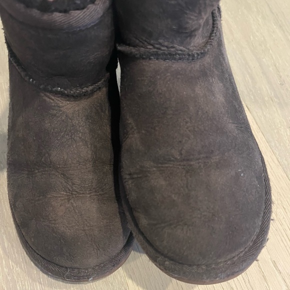 UGG Ankle Boot - Picture 5 of 5